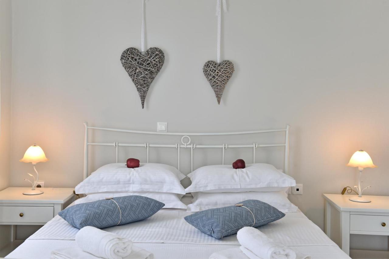 Tonia Apartments Paros Χρυσή Ακτή Εξωτερικό φωτογραφία