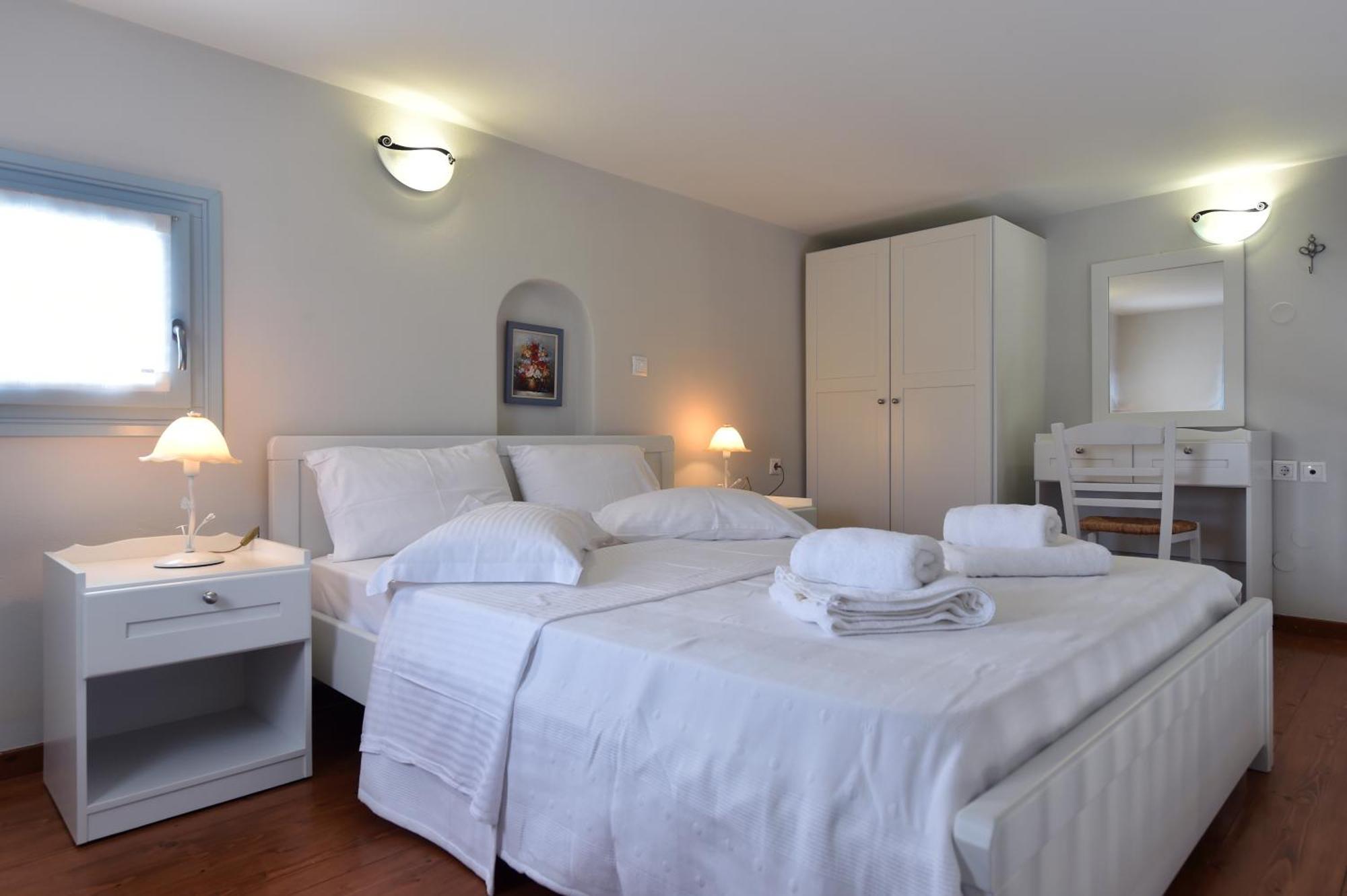 Tonia Apartments Paros Χρυσή Ακτή Εξωτερικό φωτογραφία